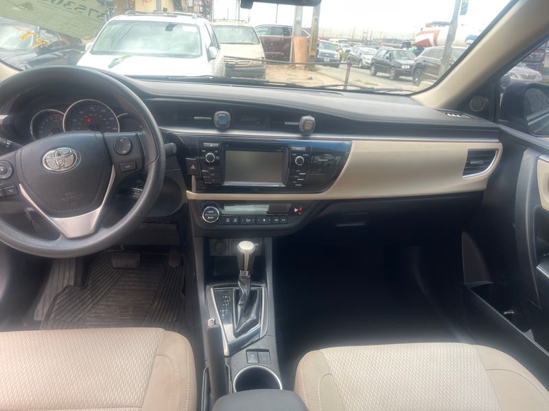 Thumbnail 8 of 2016 Toyota Corolla LE